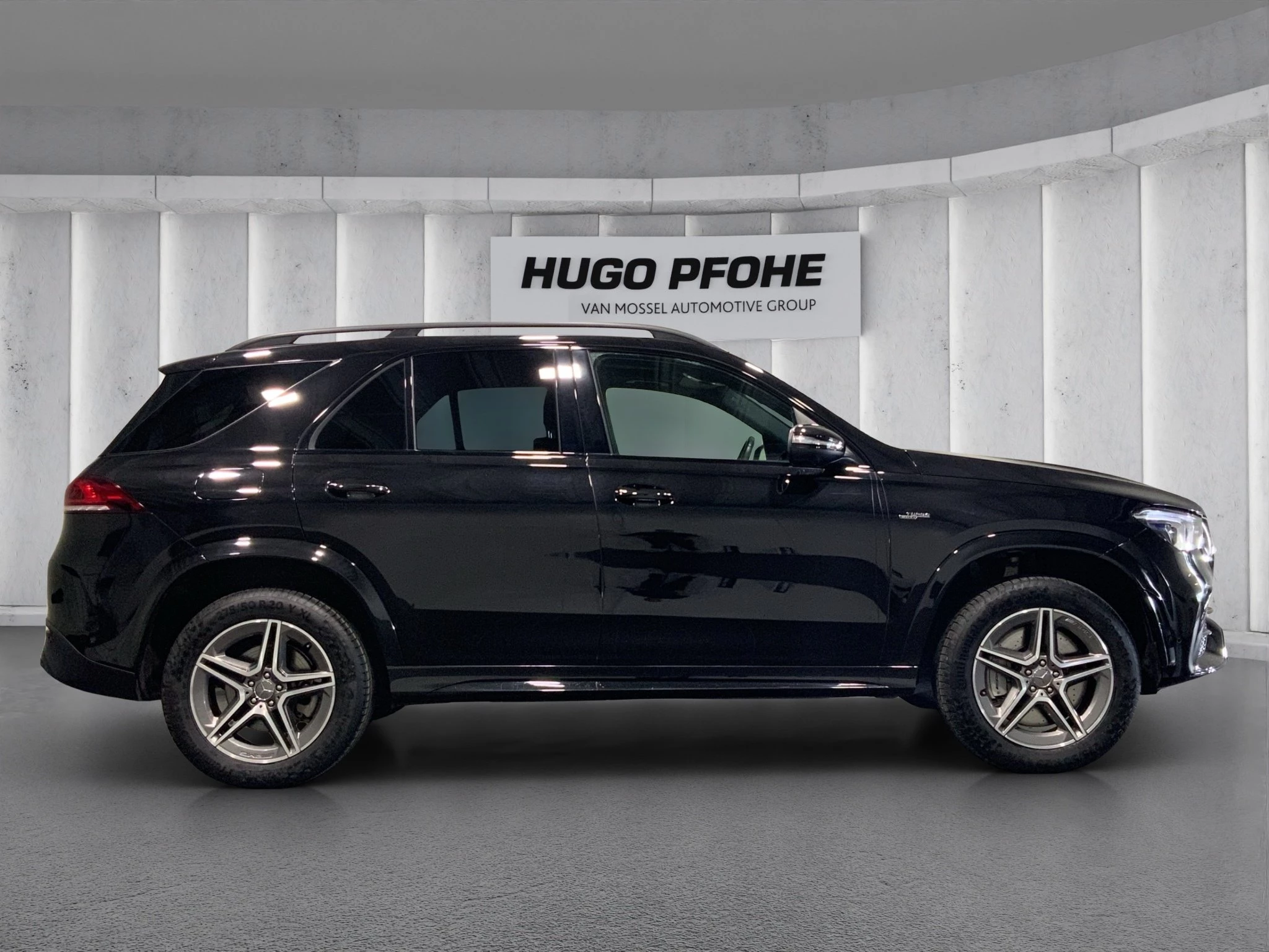 Mercedes-Benz-GLE-image-5