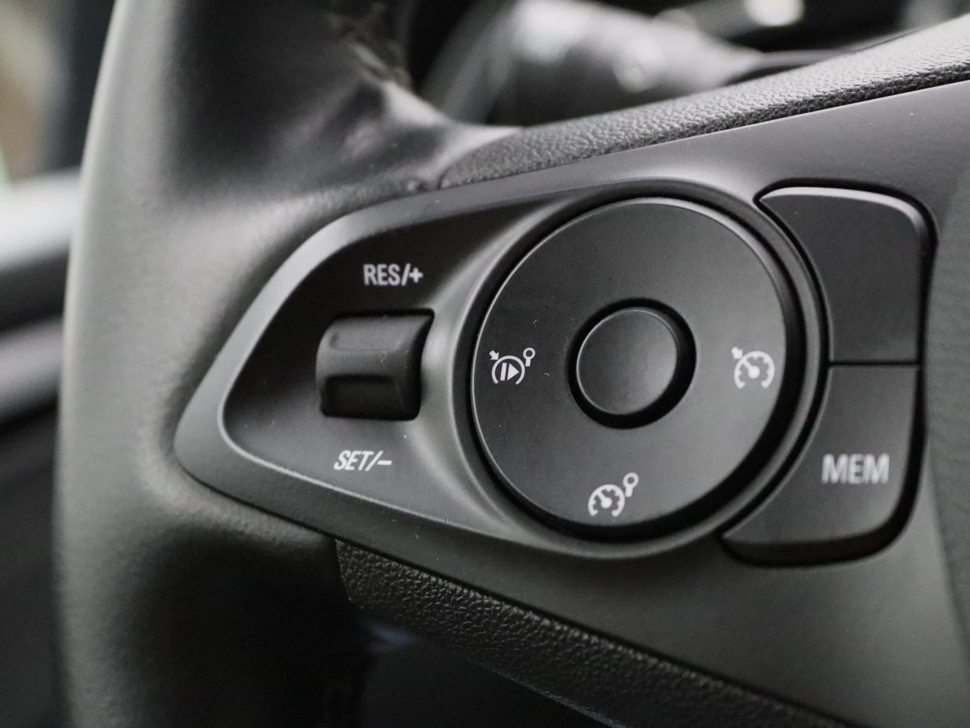 Opel-Corsa-image-13