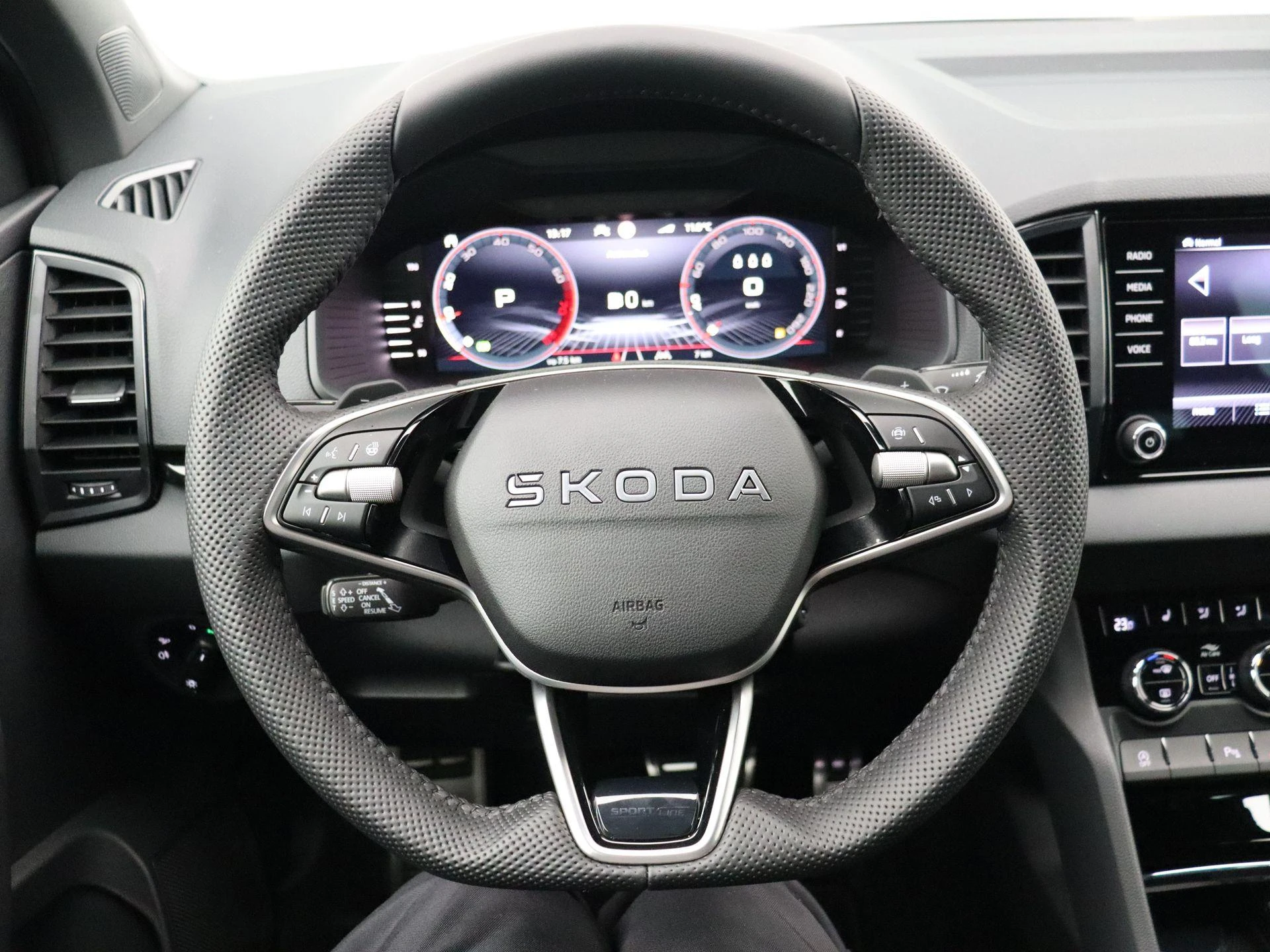 Škoda-Karoq-image-15