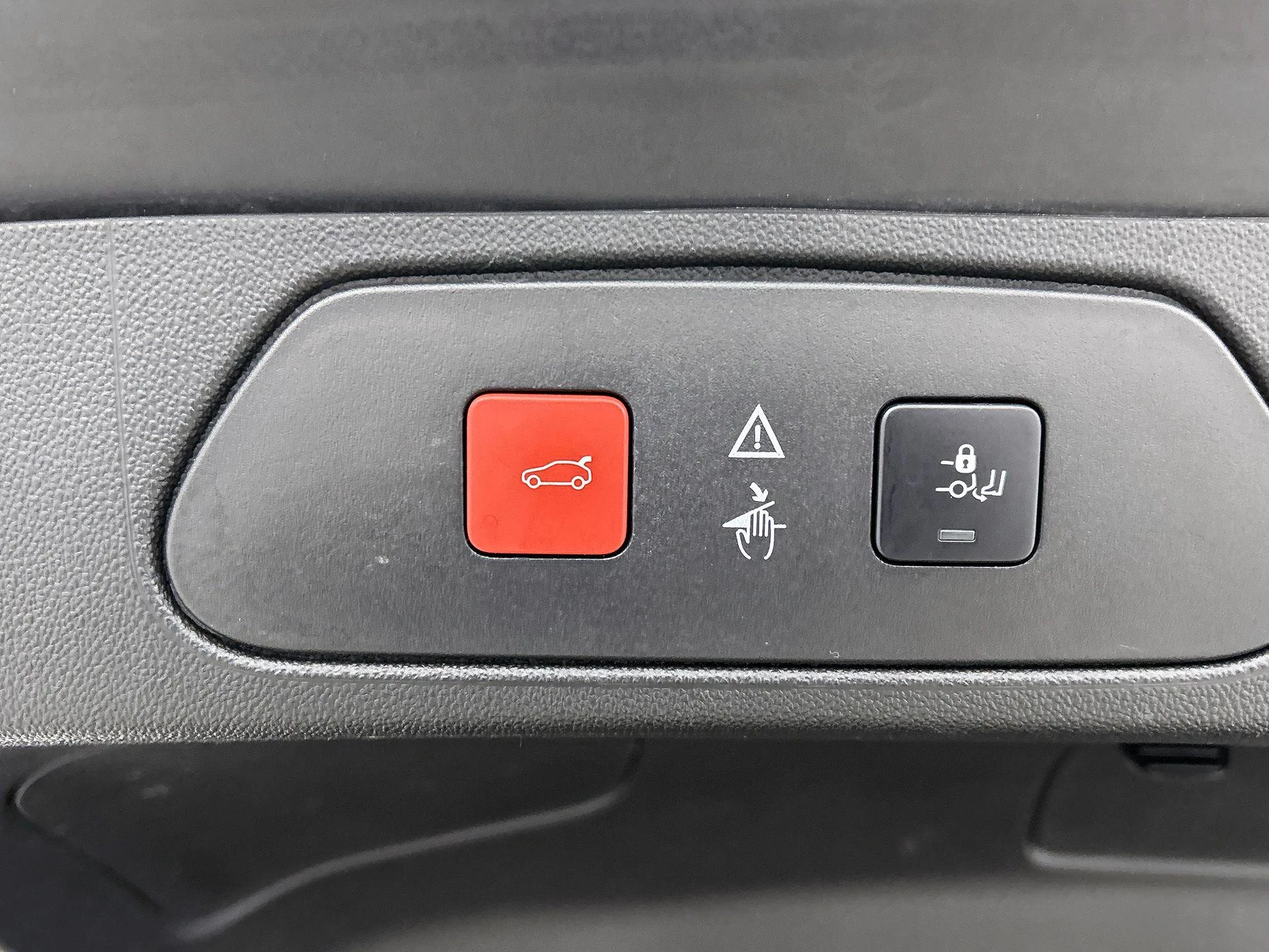 Opel-Grandland X-image-18