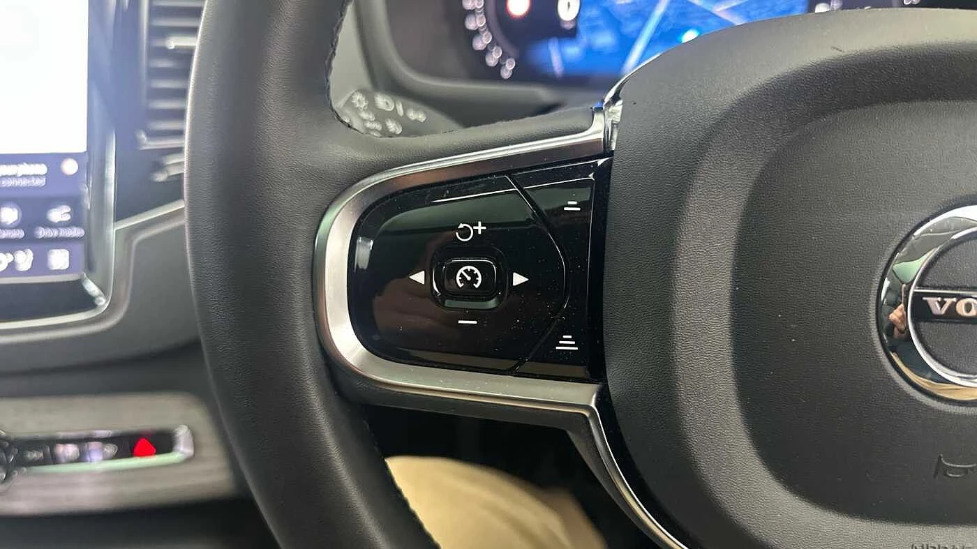 Volvo-XC90-image-29