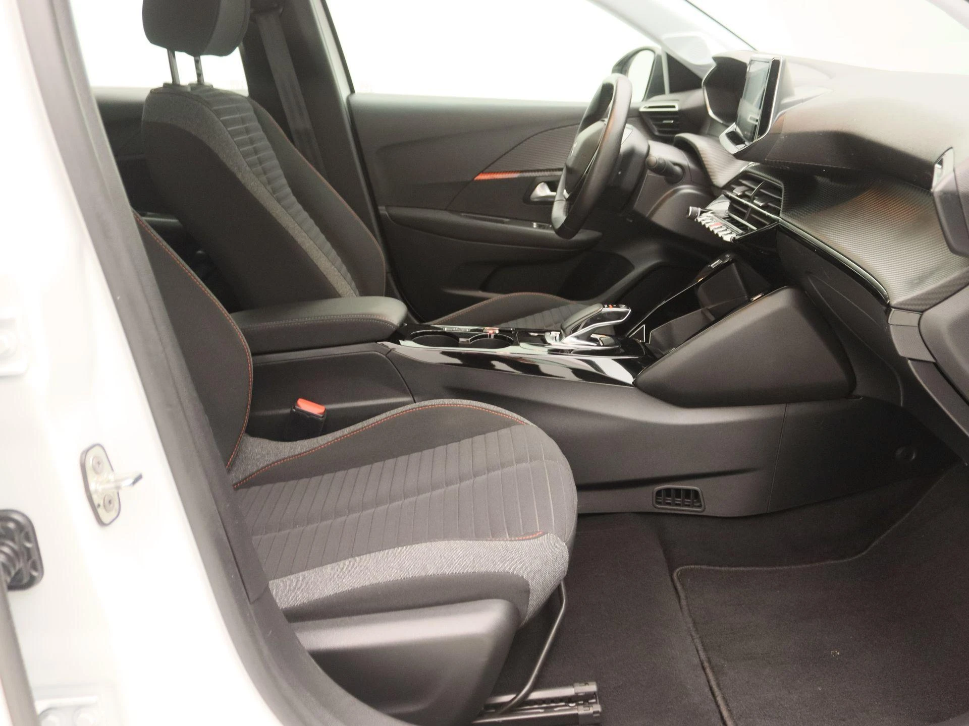 Peugeot e-208 EV Allure 50 kWh