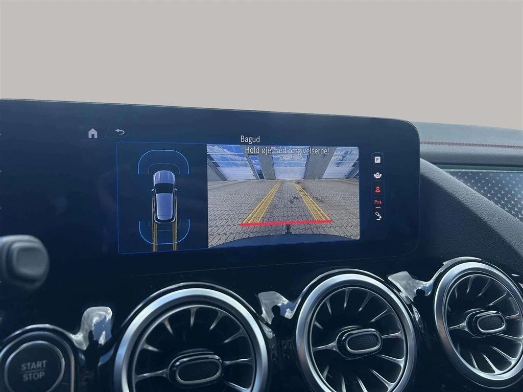 Mercedes-Benz-EQA-image-16