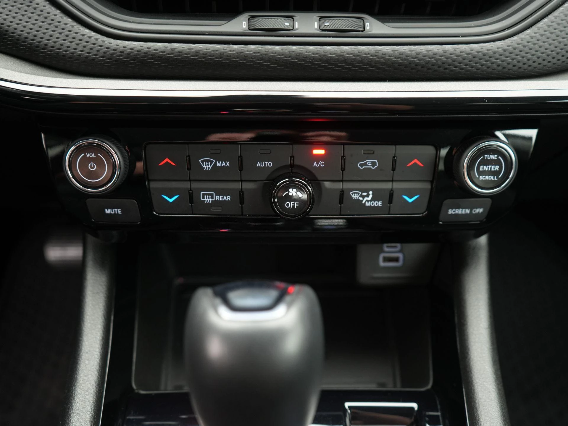 Jeep Compass 4xe 240 Plug-in Hybrid Electric Trailhawk