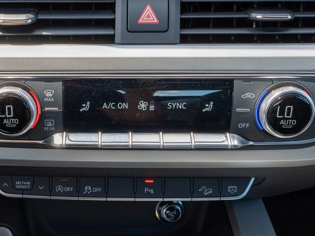 Audi A4 allroad 45TFSI quattro Navi, AHK, Rear-View
