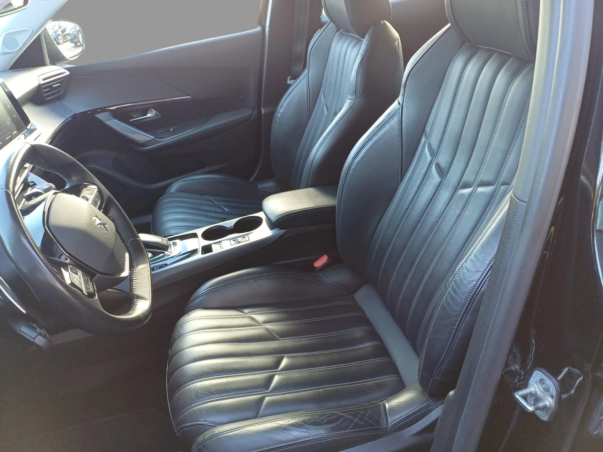 Peugeot 2008 1.2 Puretech 96kW S&S EAT6 Allure