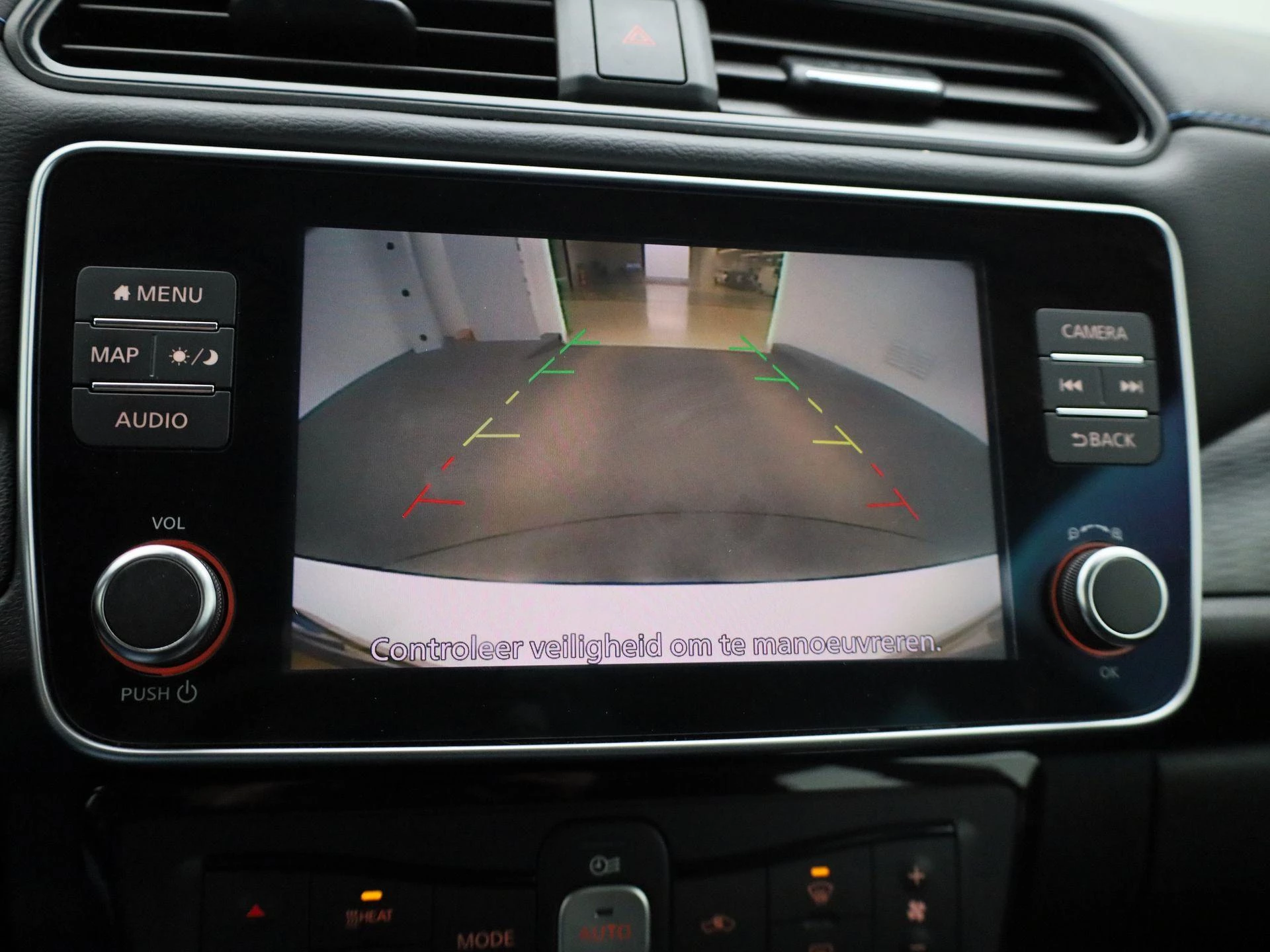 Nissan-Leaf-image-20