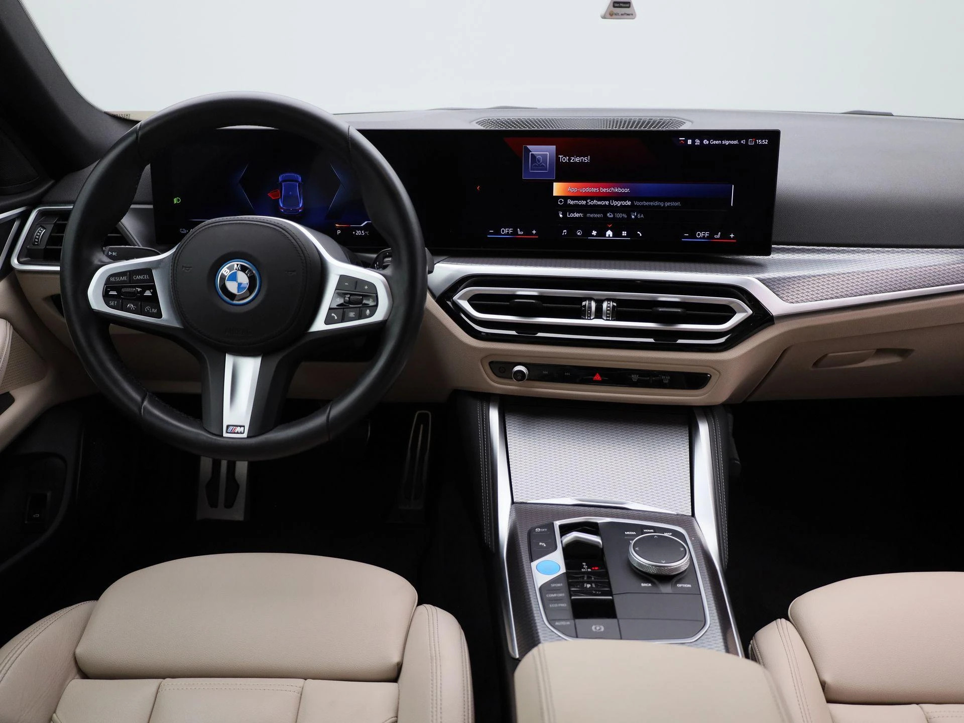 BMW-i4-image-2