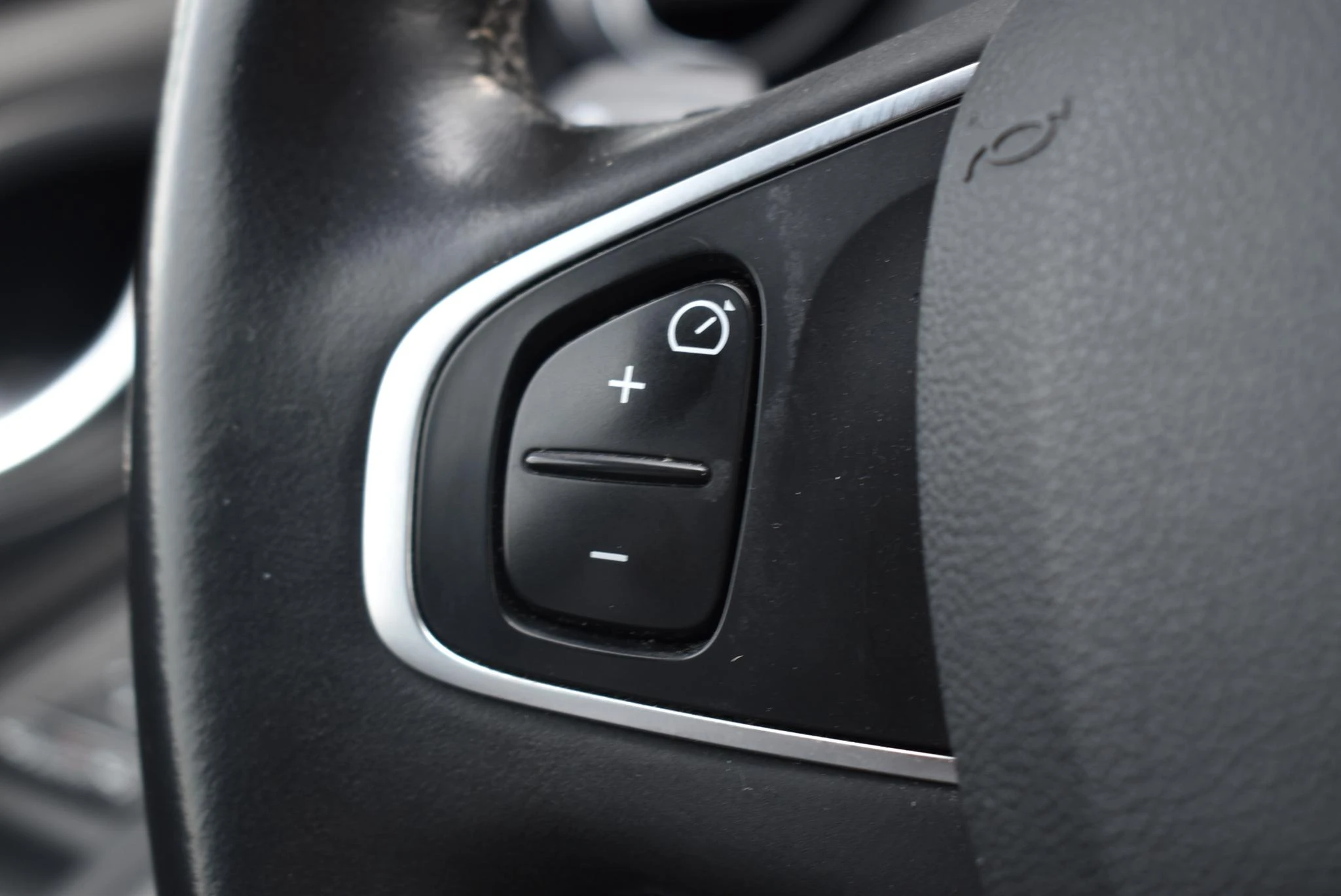 Renault-Clio-image-16