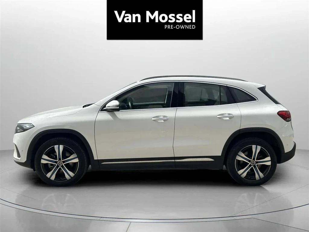 Mercedes-Benz-EQA-image-7