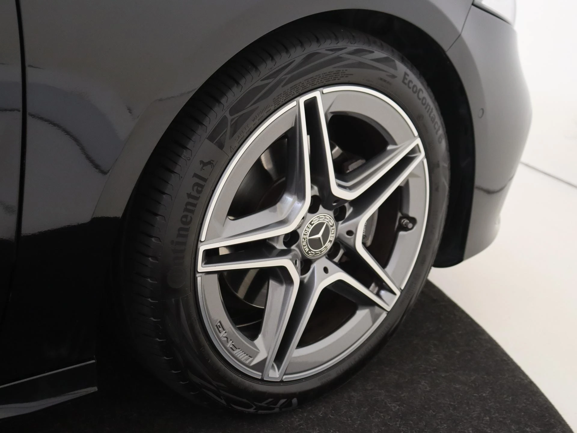Mercedes-Benz-A-Klasse-image-31