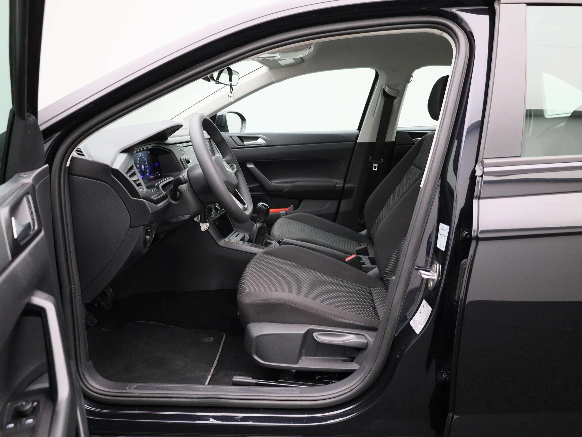 Volkswagen-Taigo-image-8