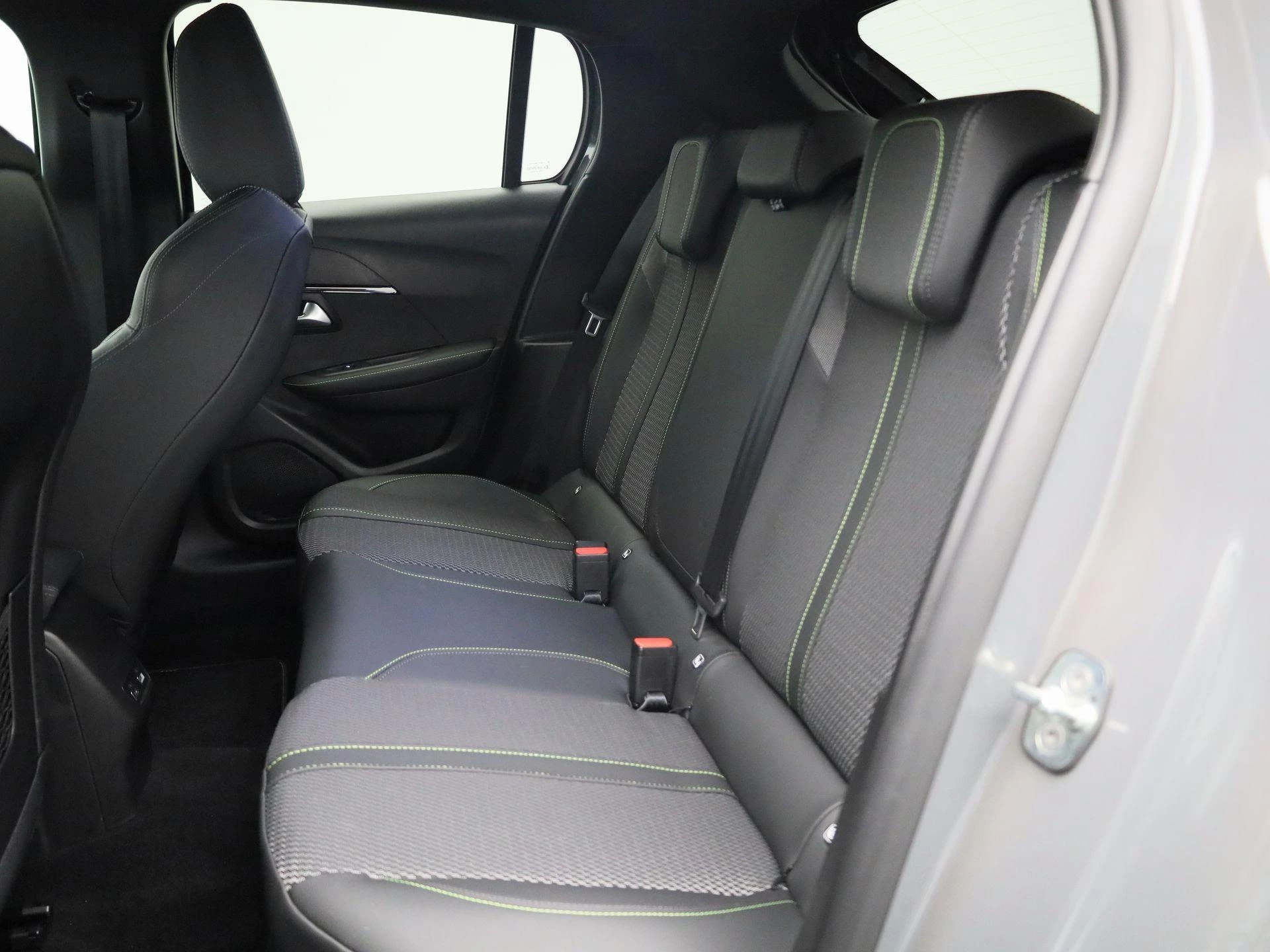 Peugeot-208-image-10