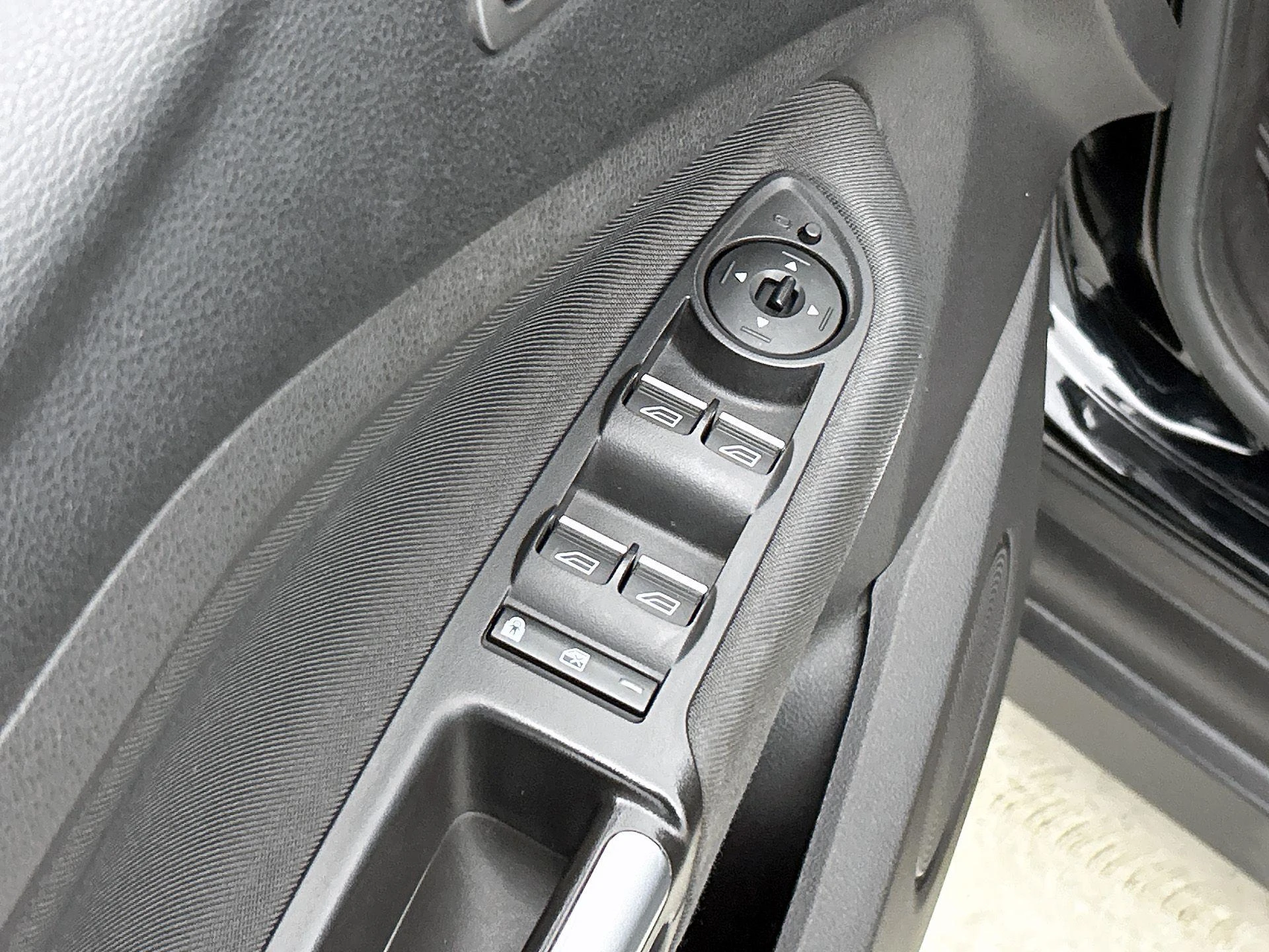 Ford C-MAX 1.0 Ambiente