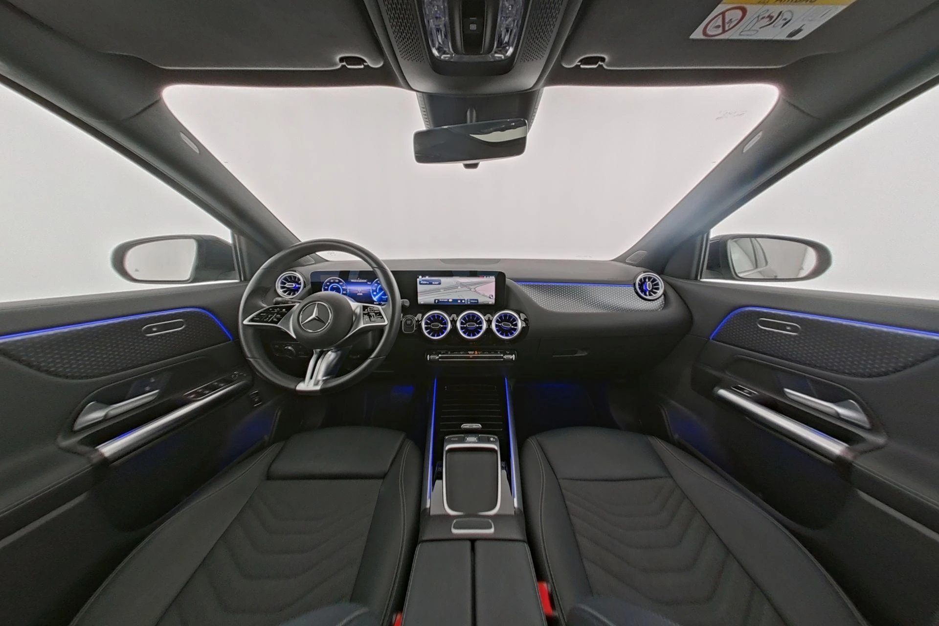 Mercedes-Benz-EQA-image-11