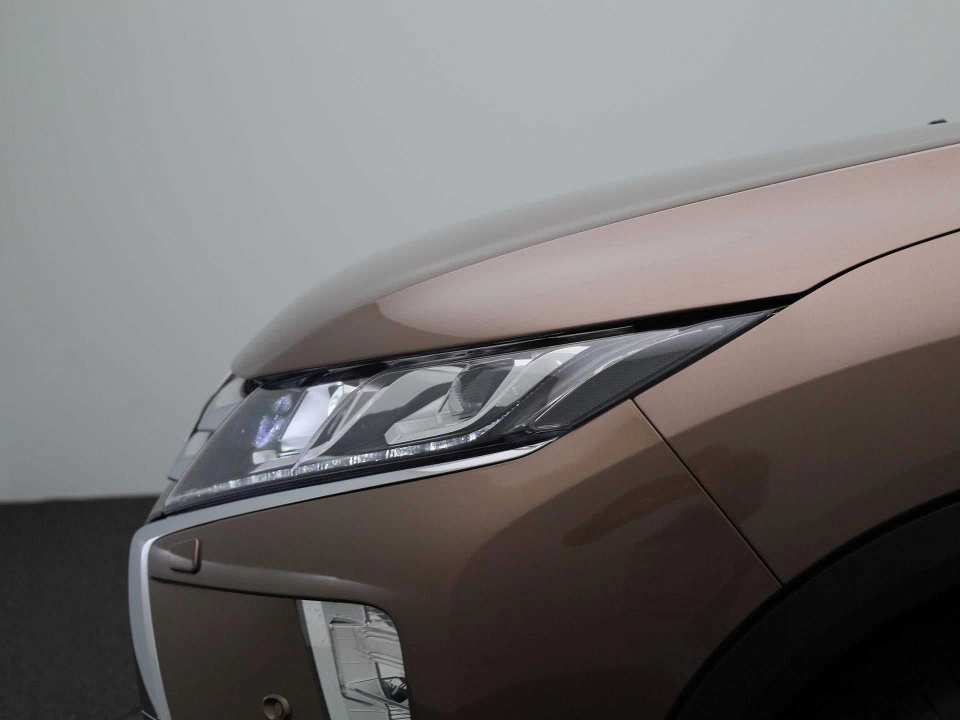 Mitsubishi-Eclipse Cross-image-14