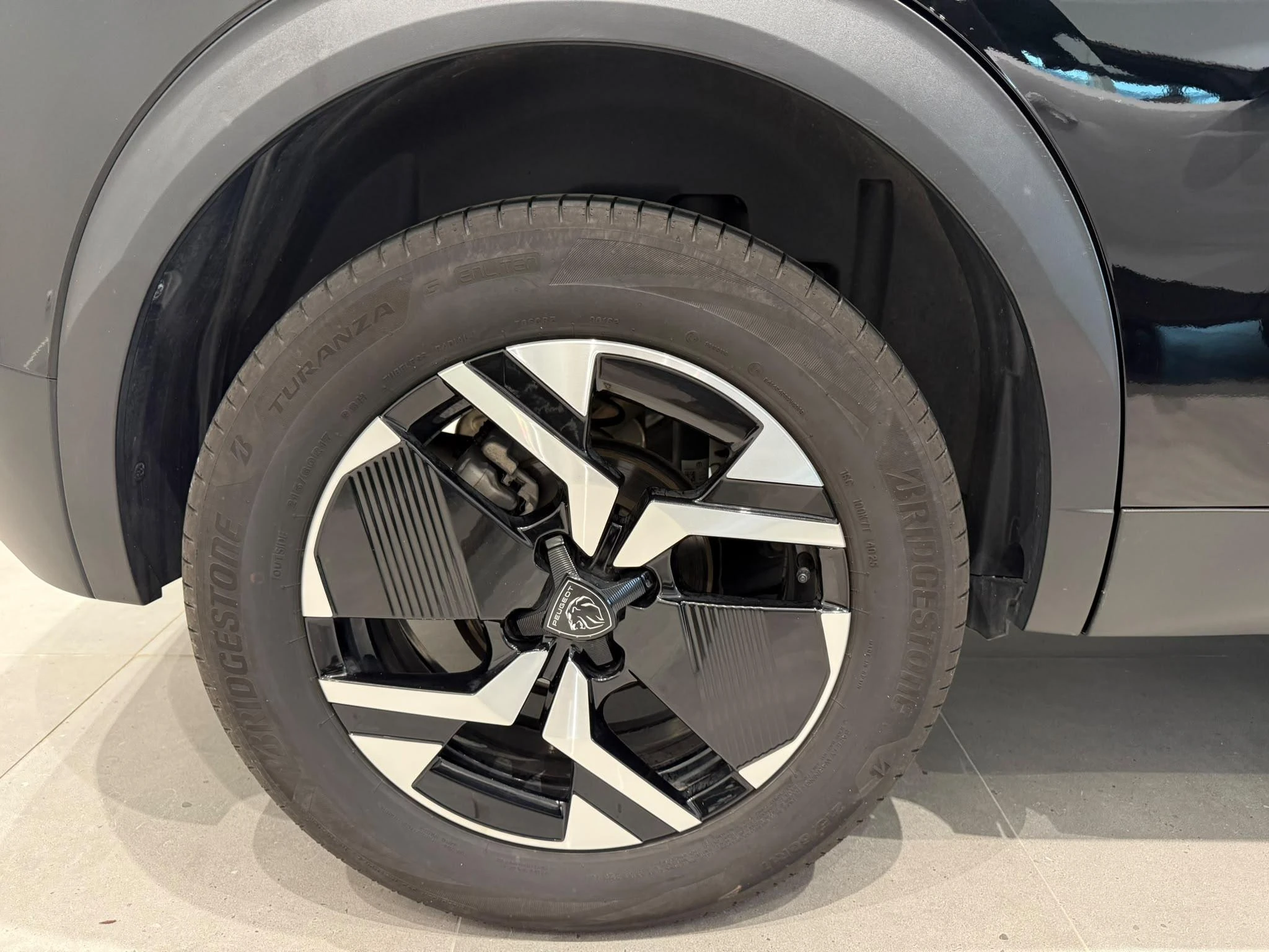 Peugeot-2008-image-10
