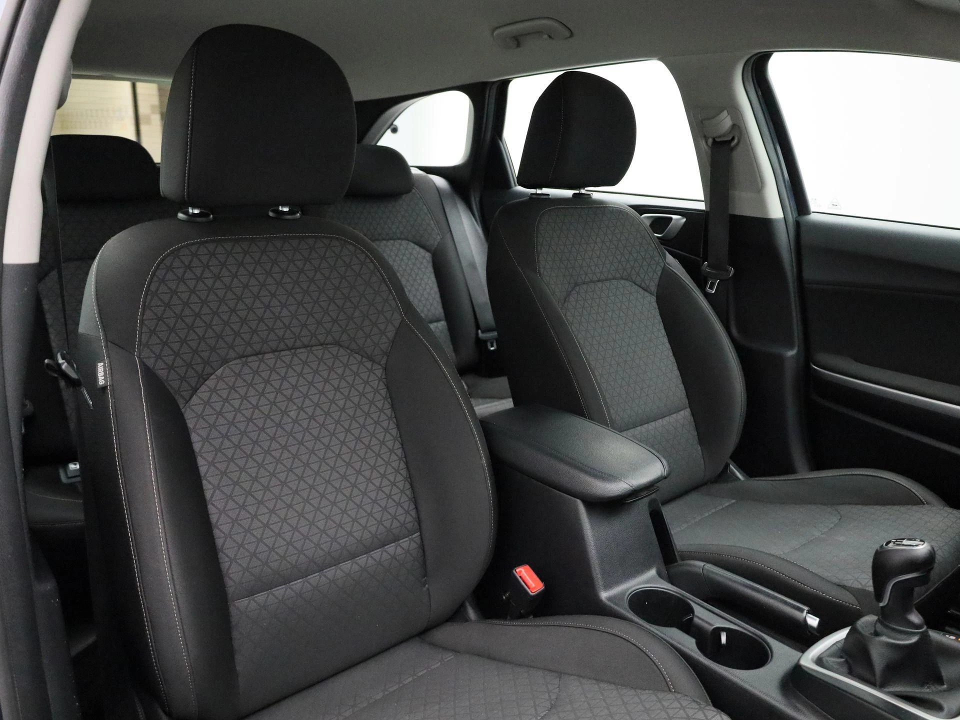 Kia-Ceed Sportswagon-image-30
