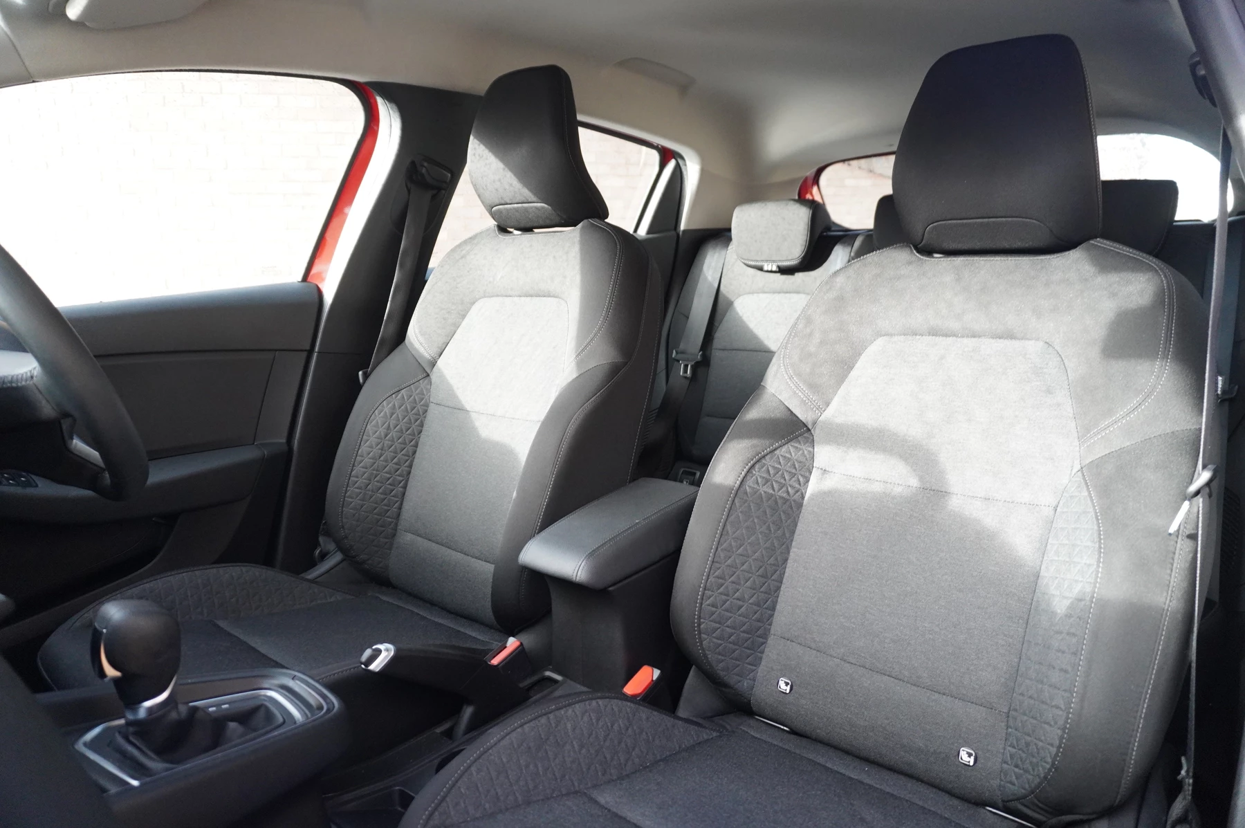 Renault-Clio-image-36