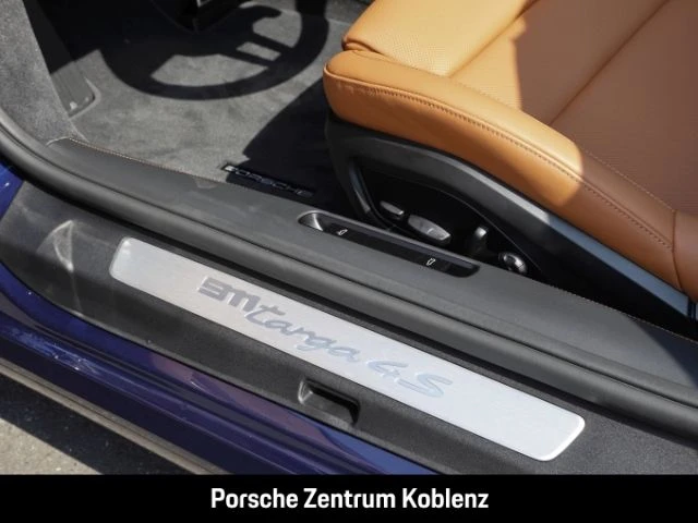 Porsche-911-image-18