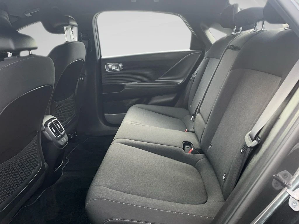 Hyundai-IONIQ 6-image-9