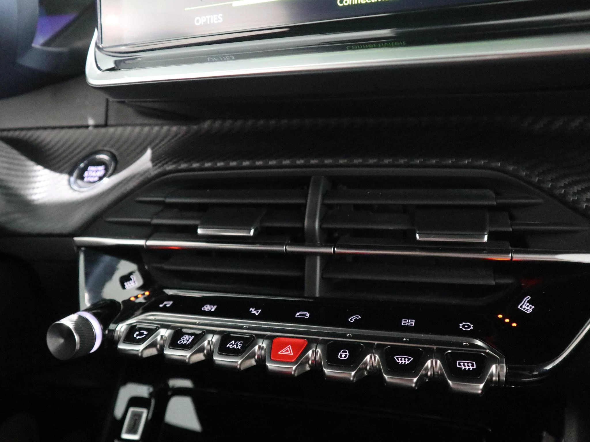 Peugeot-2008-image-15
