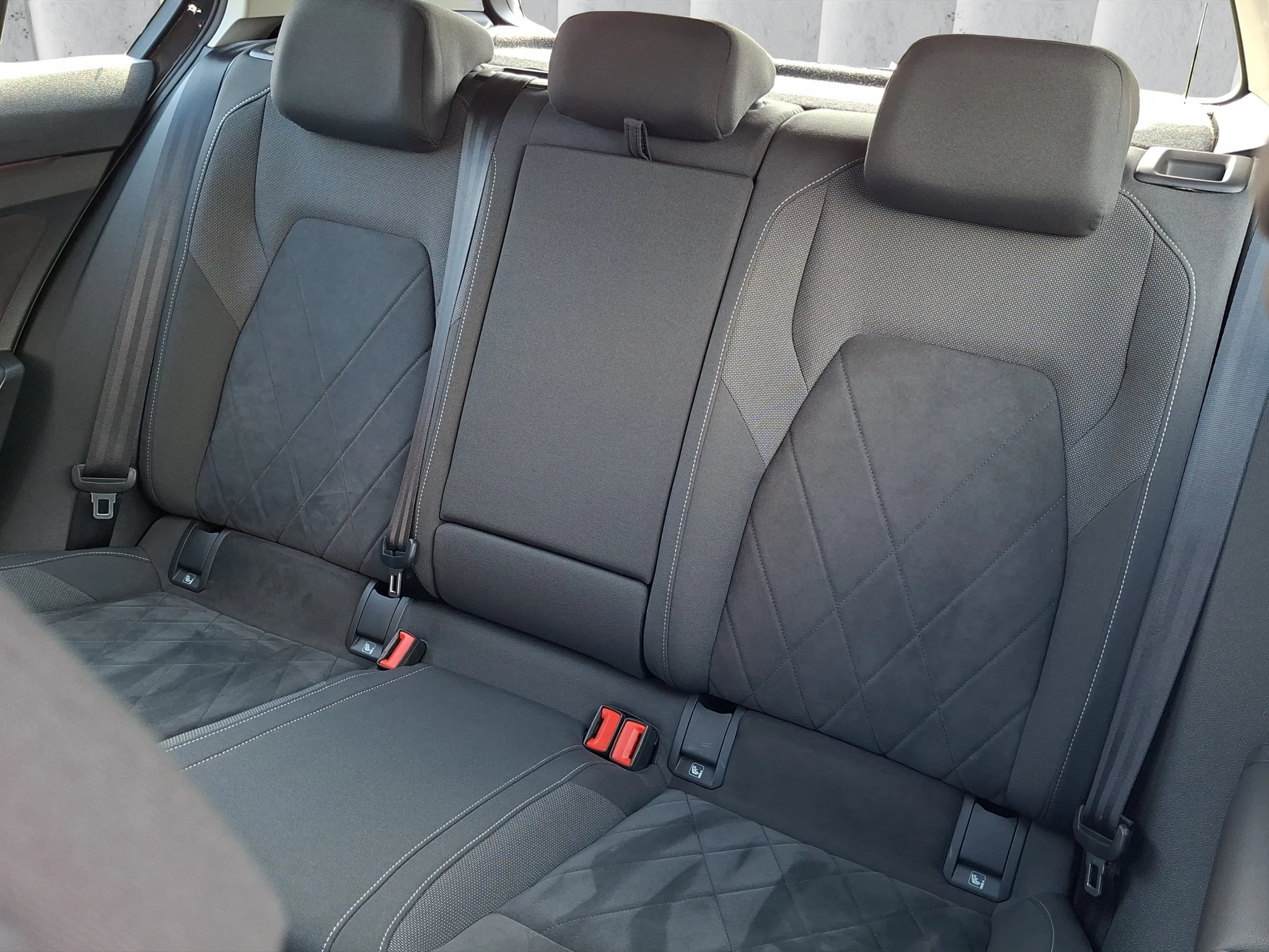 Volkswagen Golf Style VIII 2.0 TDI Aut. | LED | ACC | SHZ | Massagesitz | LMF | Navi