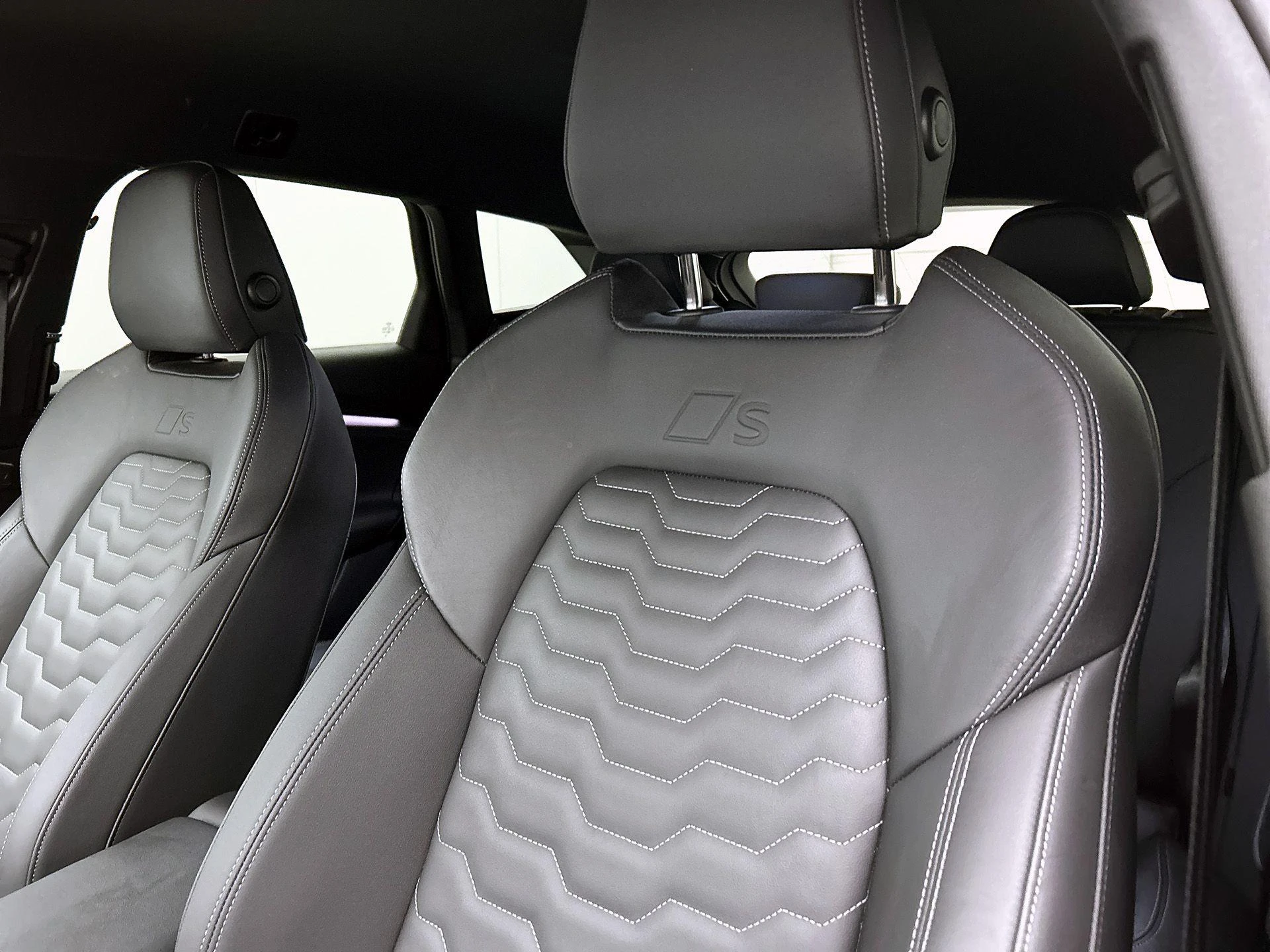 Audi A6 Avant e-tron S edition 83 kWh