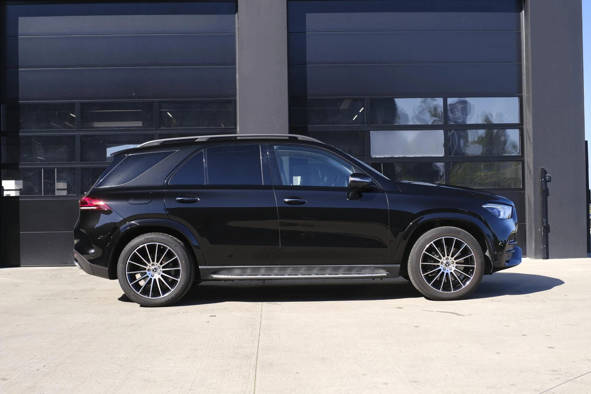 Mercedes-Benz-GLE-image-8