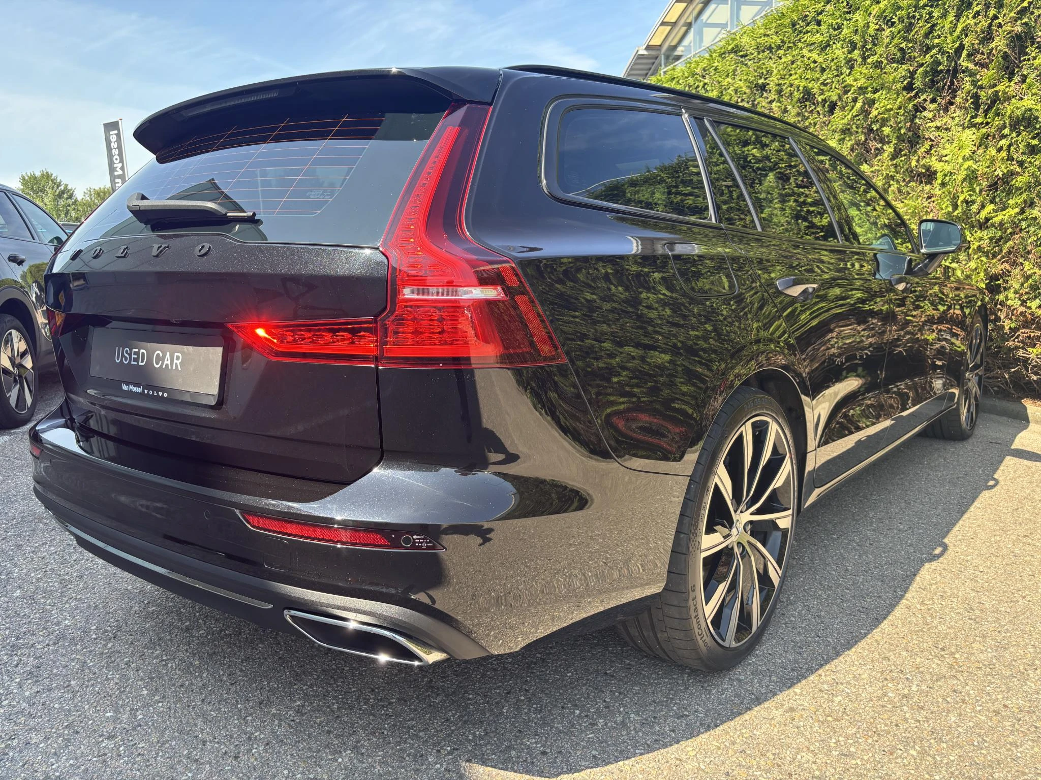 Volvo V60 D4 Momentum Pro|Leder|Panodak|Trekhaak|Aut.