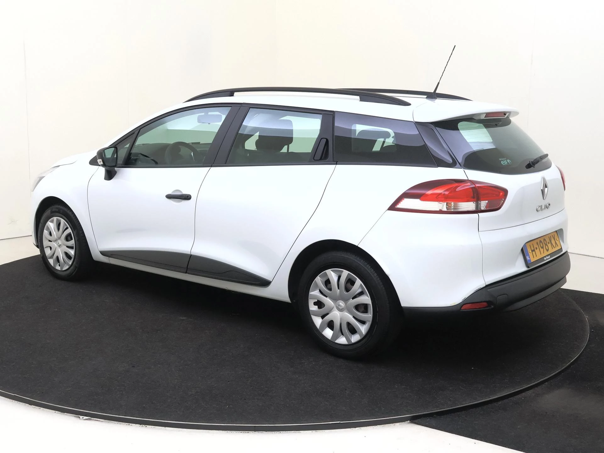 Renault-Clio-image-2