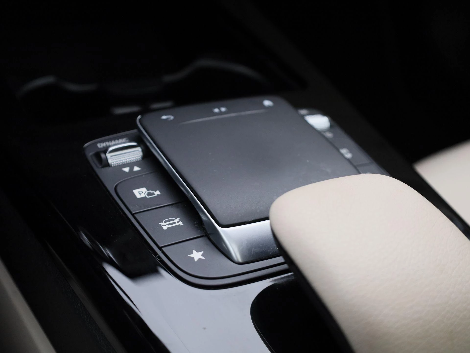 Mercedes-Benz CLA Shooting Brake 200 Business Solution
