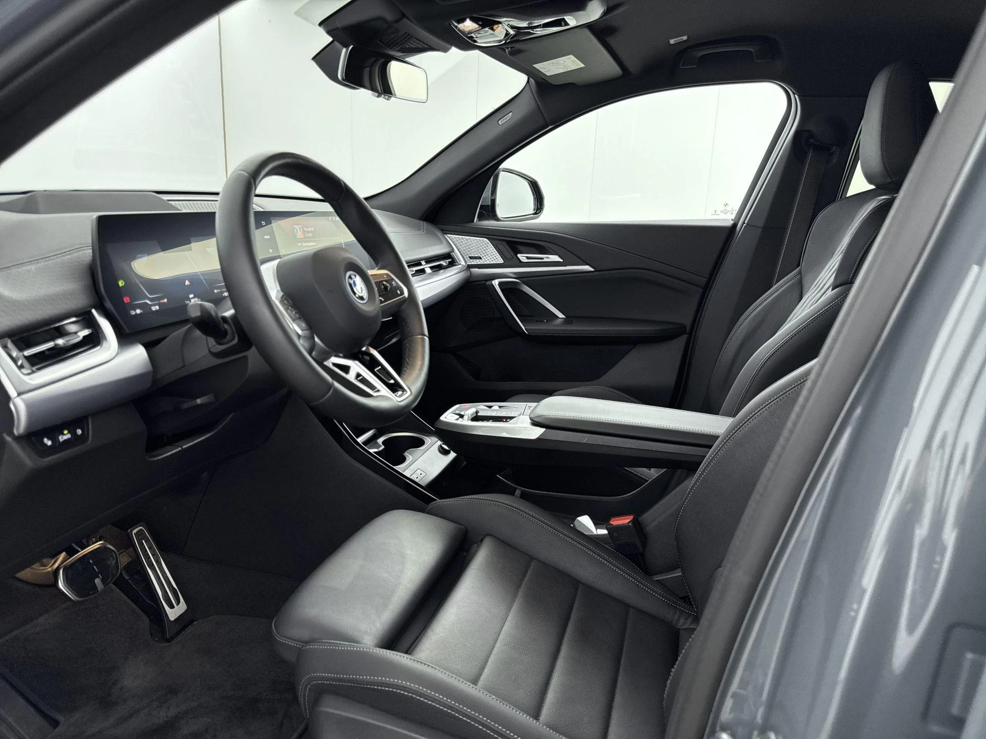 BMW-iX2-image-16