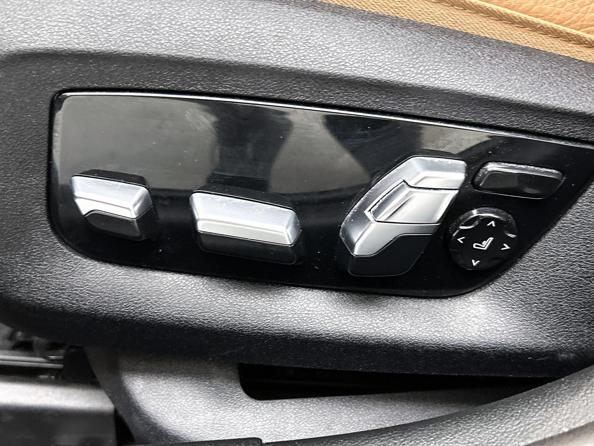 BMW-5 Serie-image-24