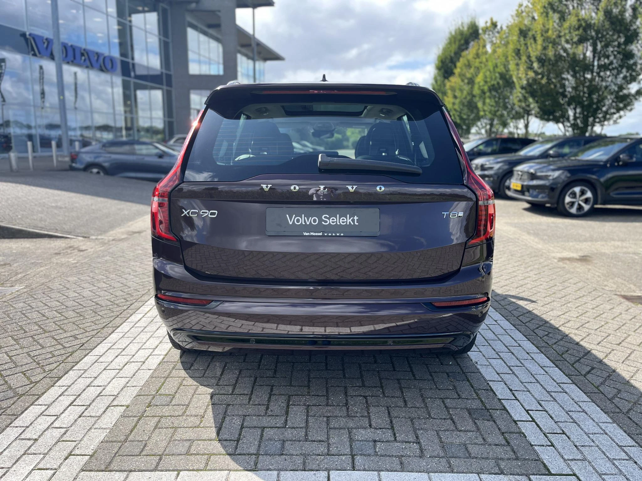 Volvo-XC90-image-16
