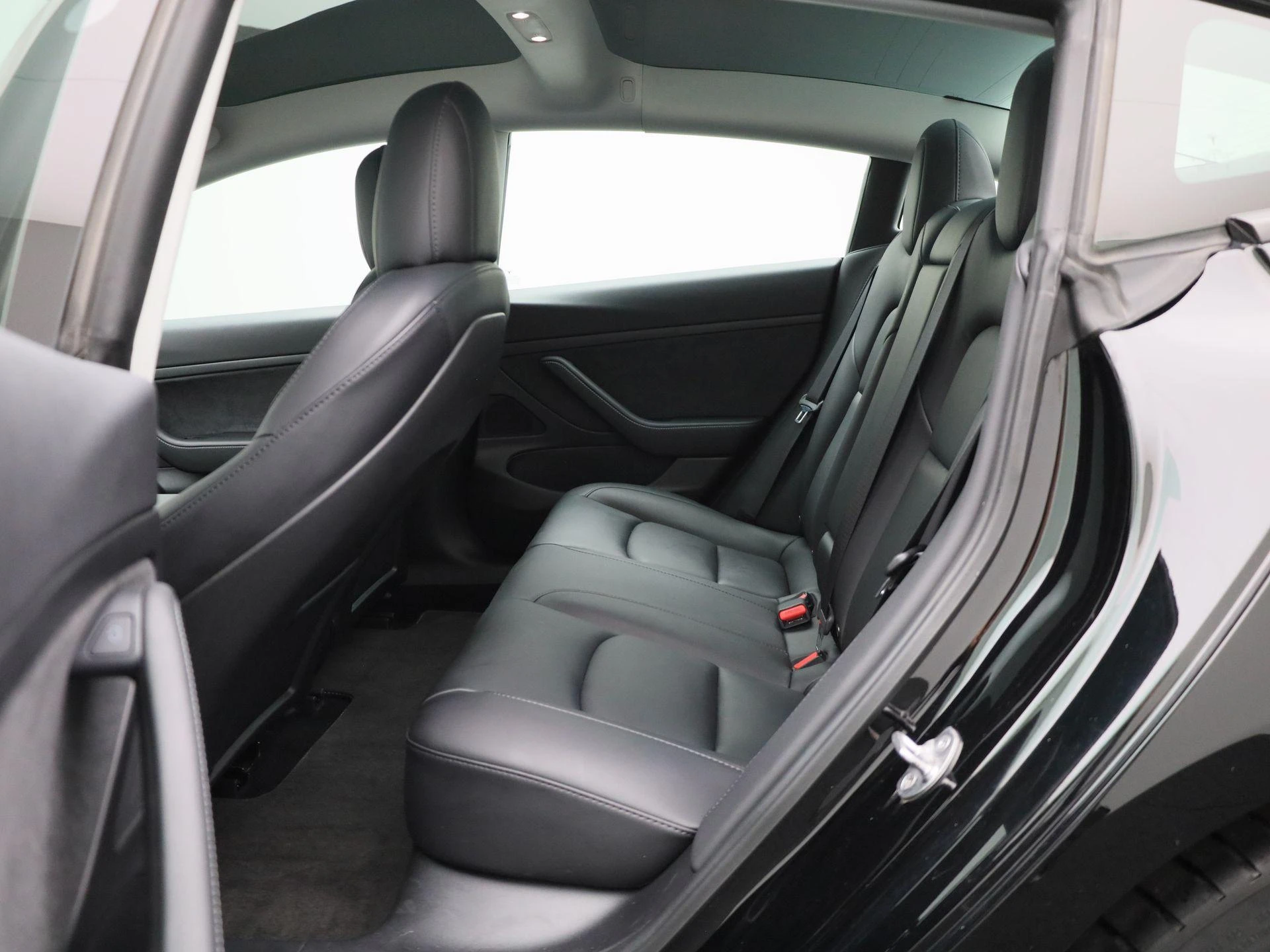 Tesla Model 3 Standard RWD Plus 60 kWh