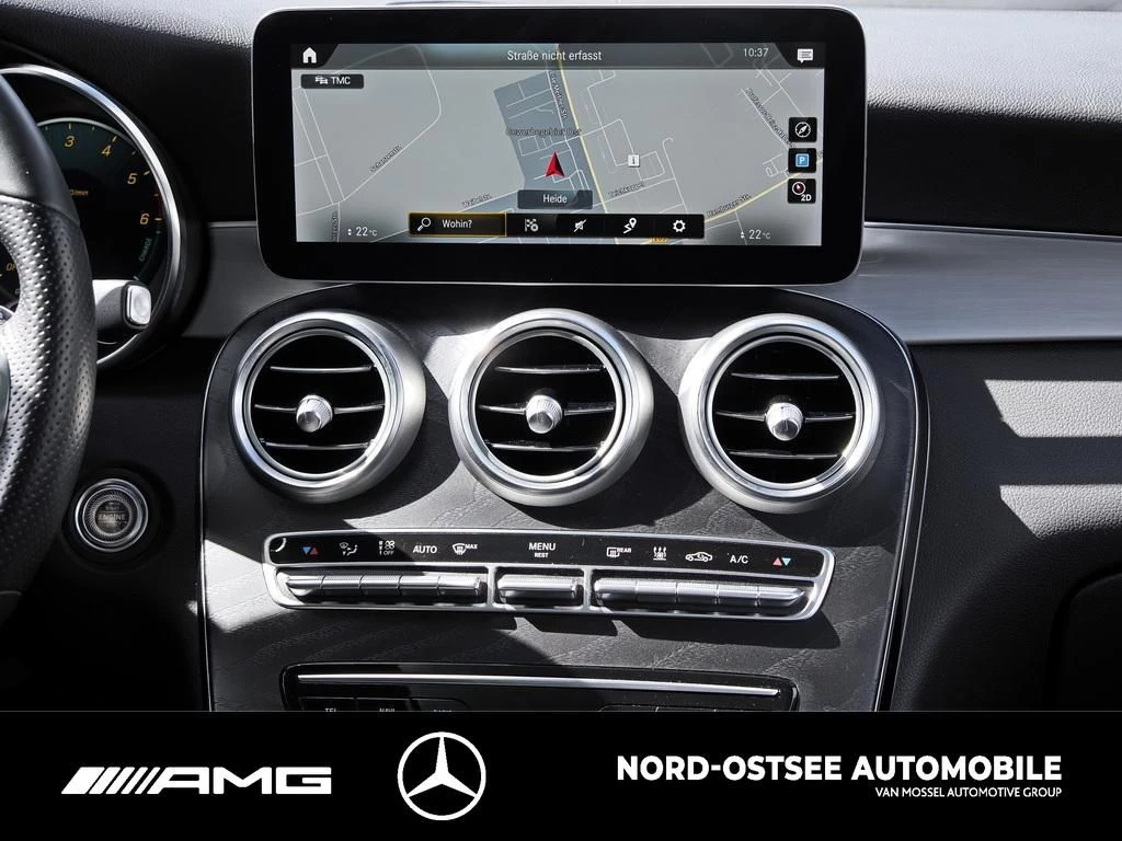 Mercedes-Benz GLC 300 de 4M AMG KAMERA PANO AHK NIGHT SOUND AMG LineX254 GLC 300 de 4M AMG KAMERA PANO AHK NIGHT SOUND AMG Line