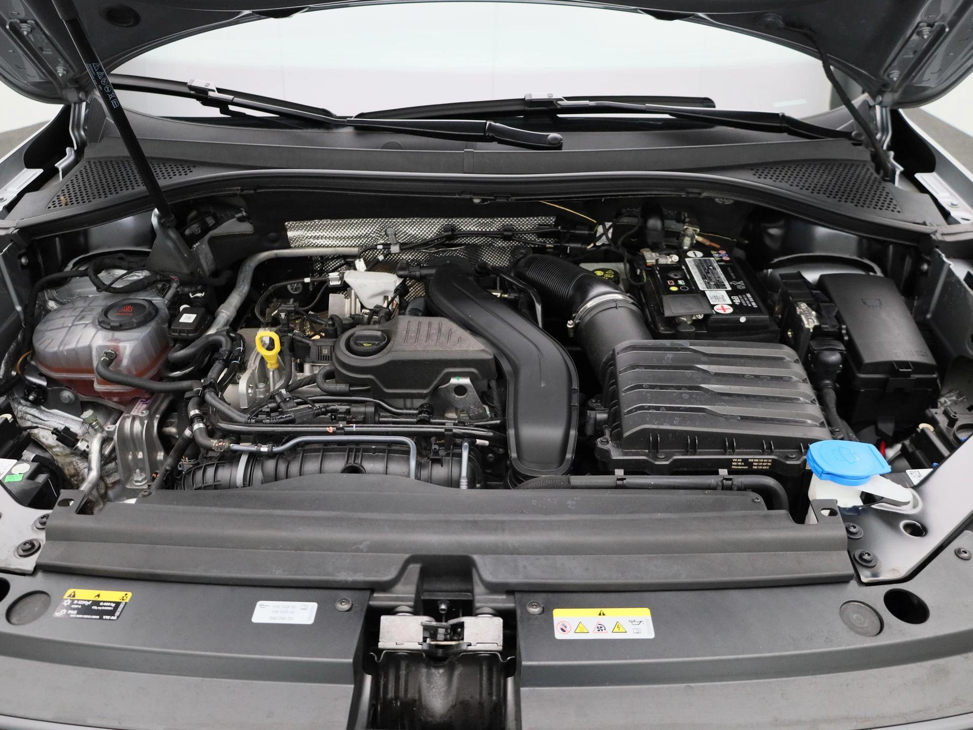 Volkswagen-Tiguan Allspace-image-36