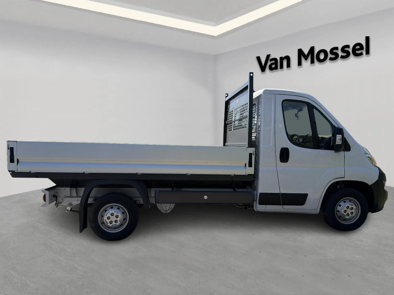 Opel Movano 3500 2.2 L Turbo D 103kW L2 Light