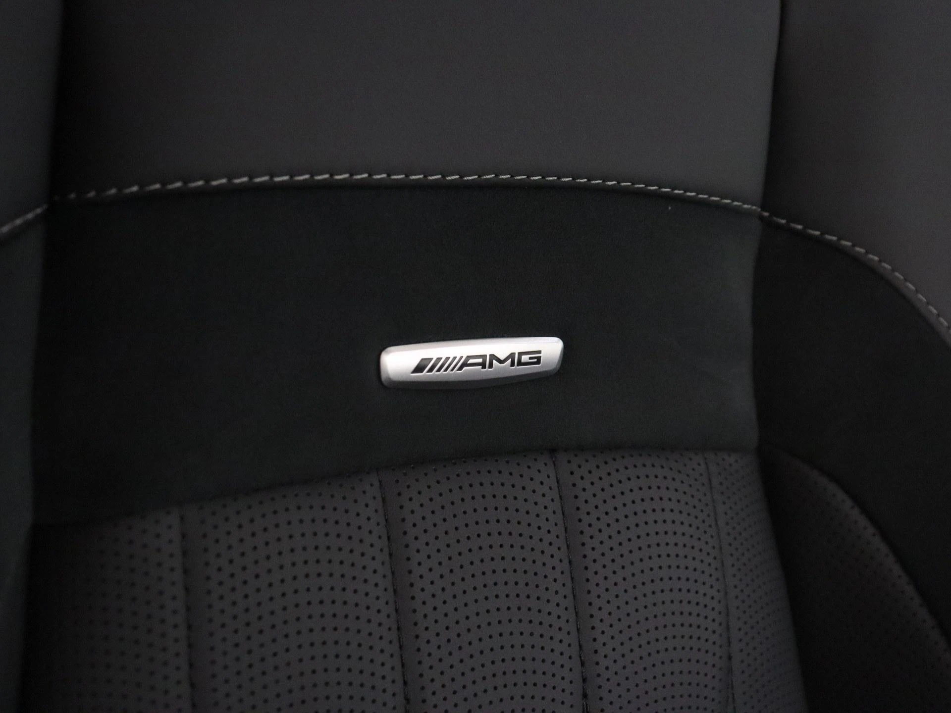 Mercedes-Benz-GLE-image-12