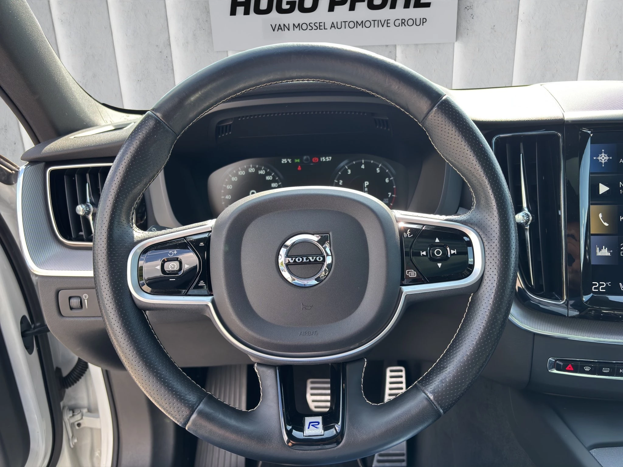 Volvo XC60 T5 AWD R-Design