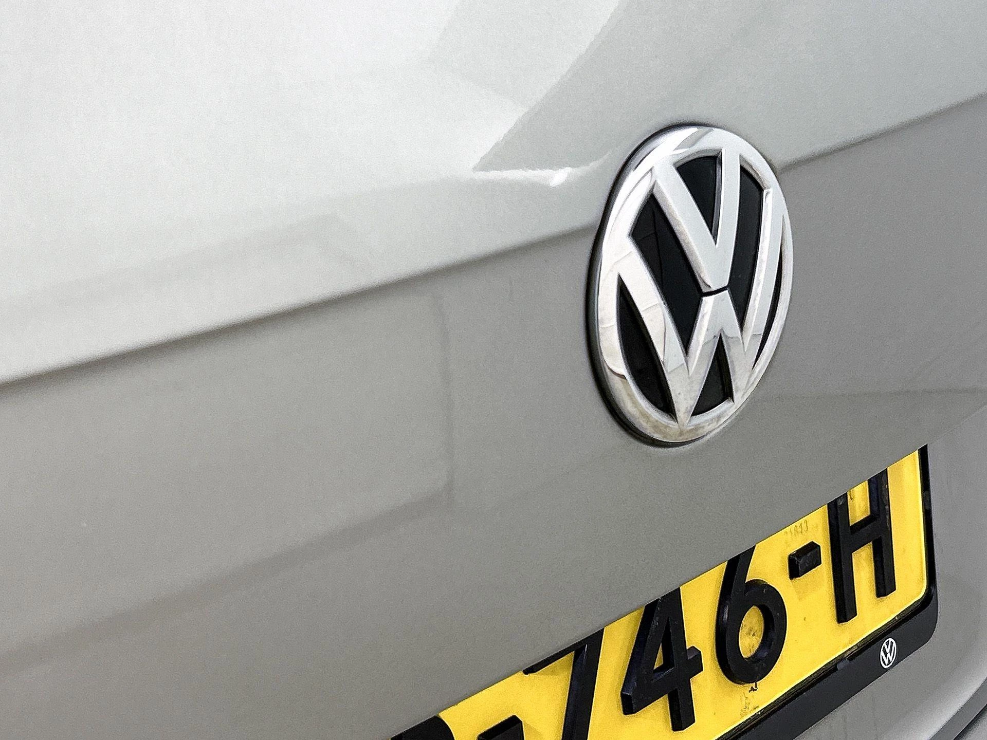 Volkswagen-Tiguan-image-23