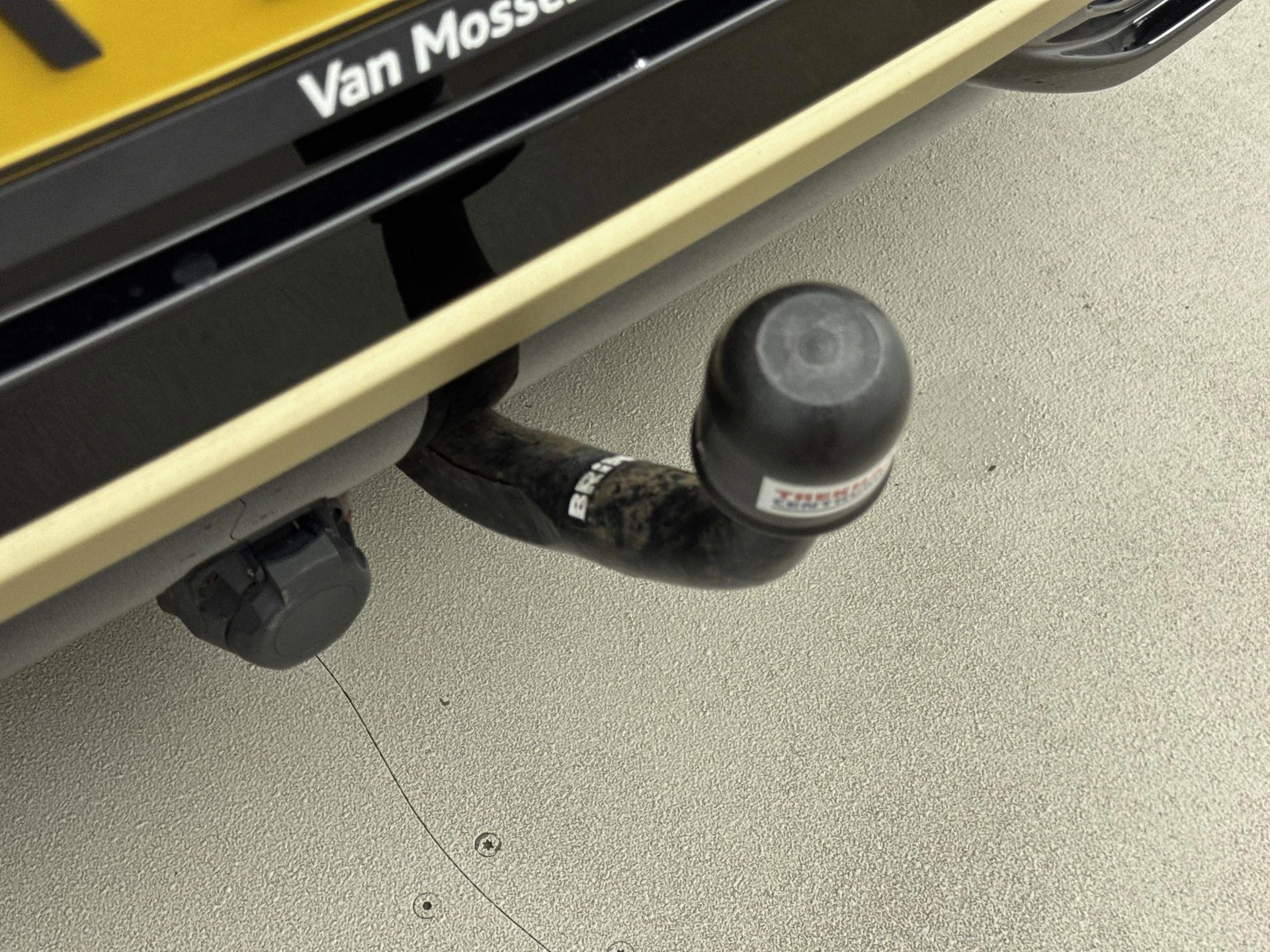Renault-Megane E-Tech-image-7