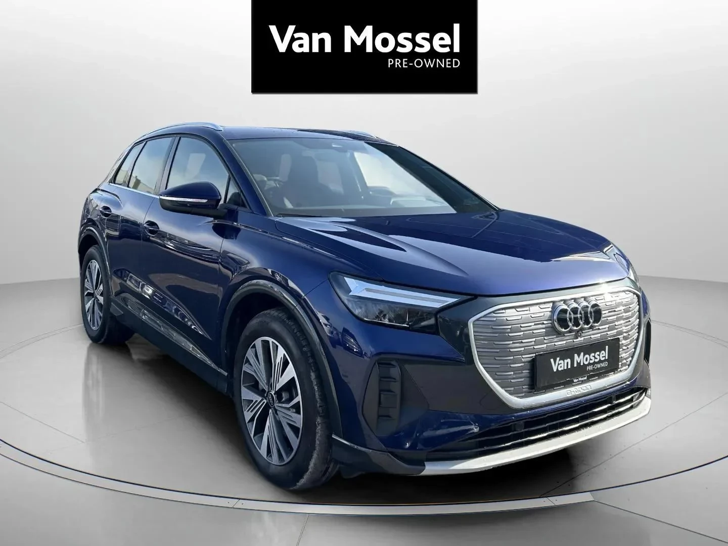 Audi-Q4 e-tron-image-2