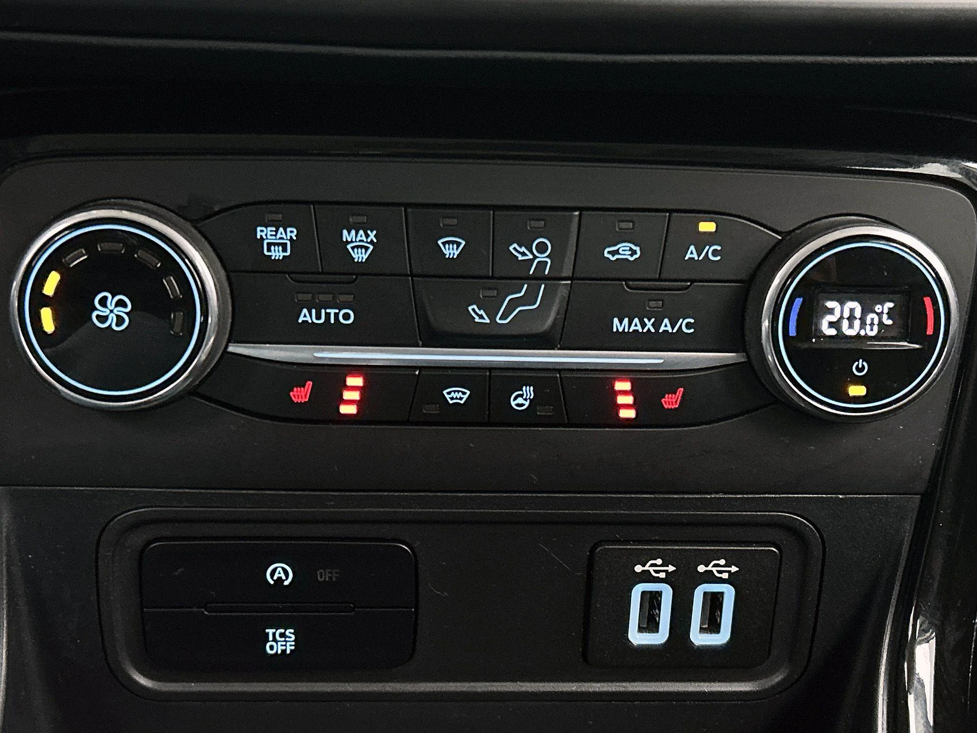 Ford-EcoSport-image-24