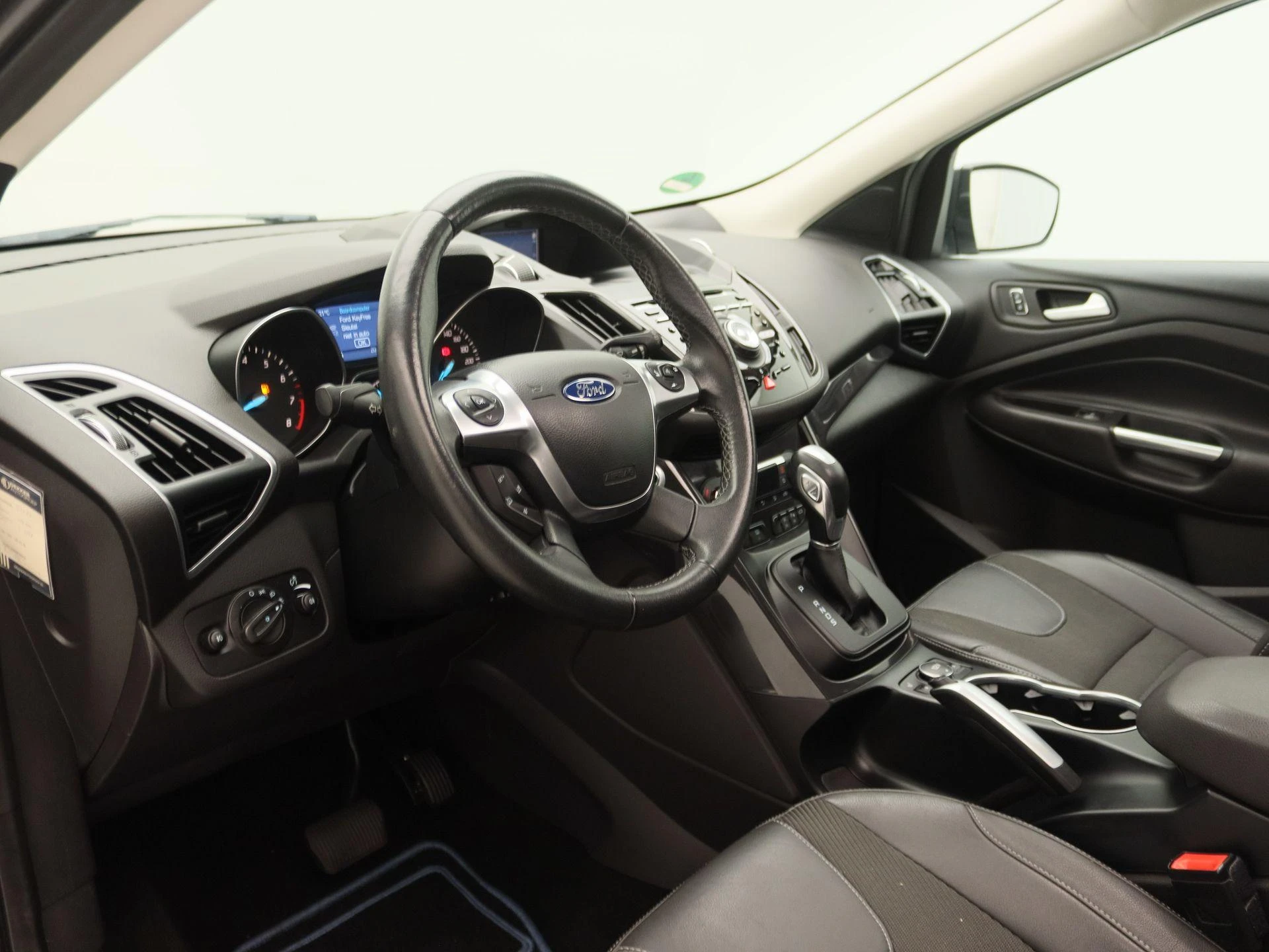 Ford-Kuga-image-23