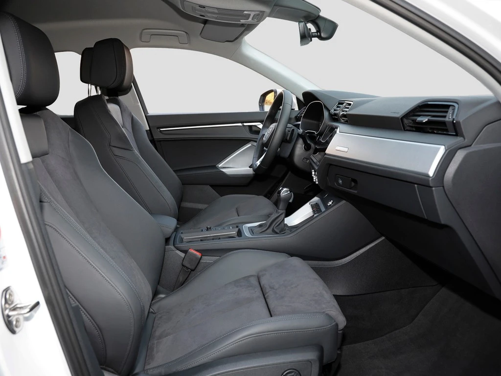 Audi-Q3-image-10