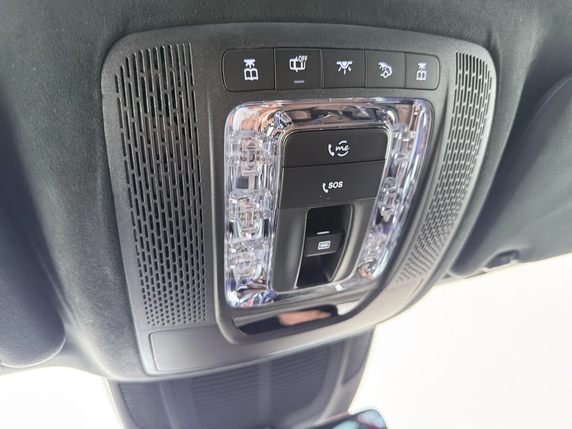Mercedes-Benz-GLE-image-22