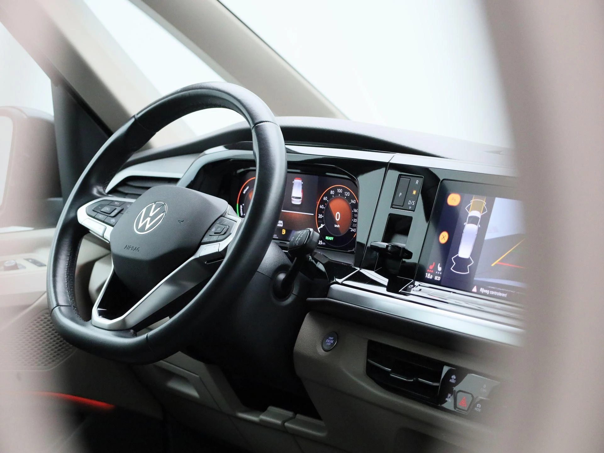 Volkswagen Multivan 1.4 eHybrid L2H1 Life 218PK
