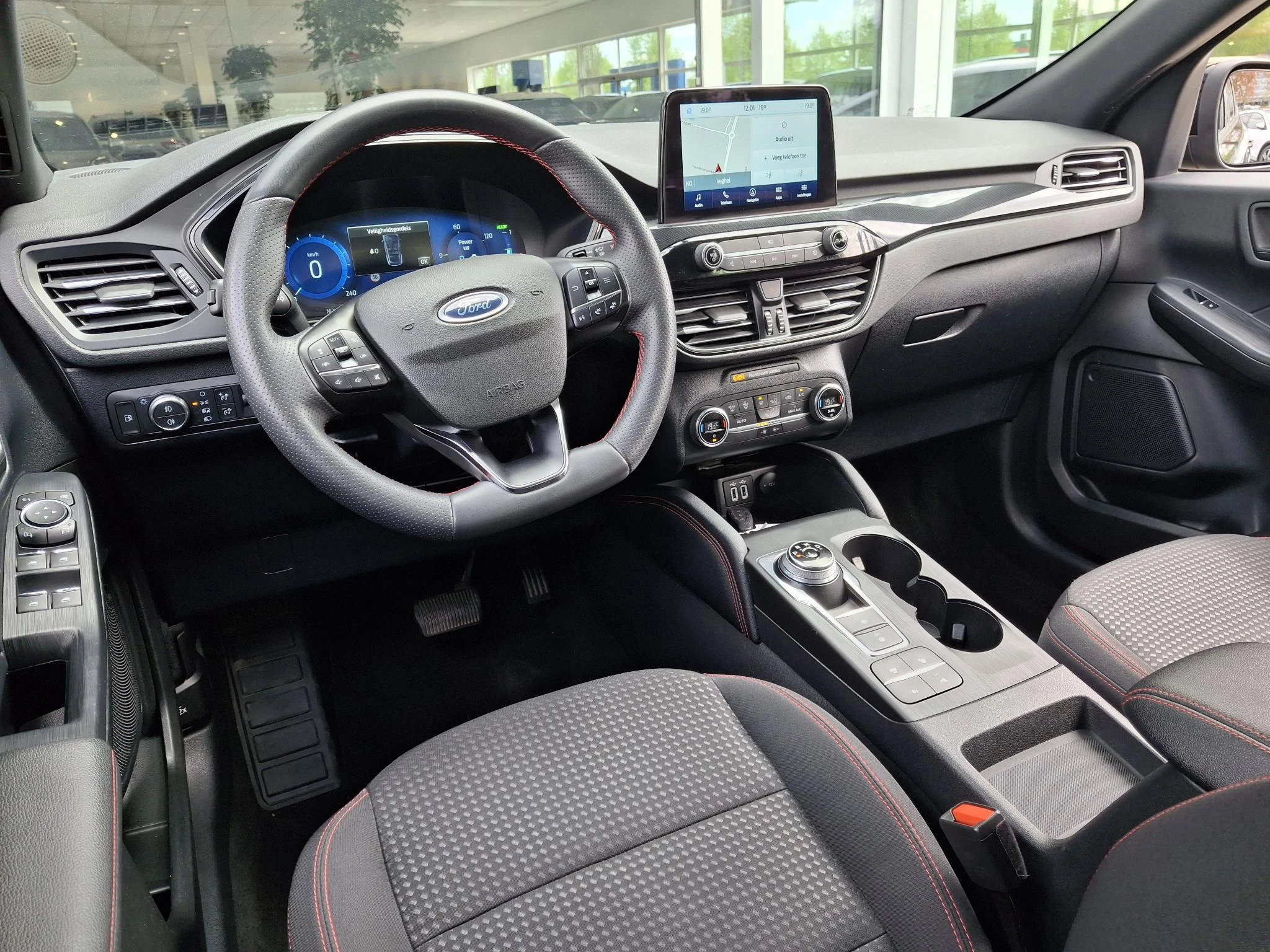 Ford-Kuga-image-14